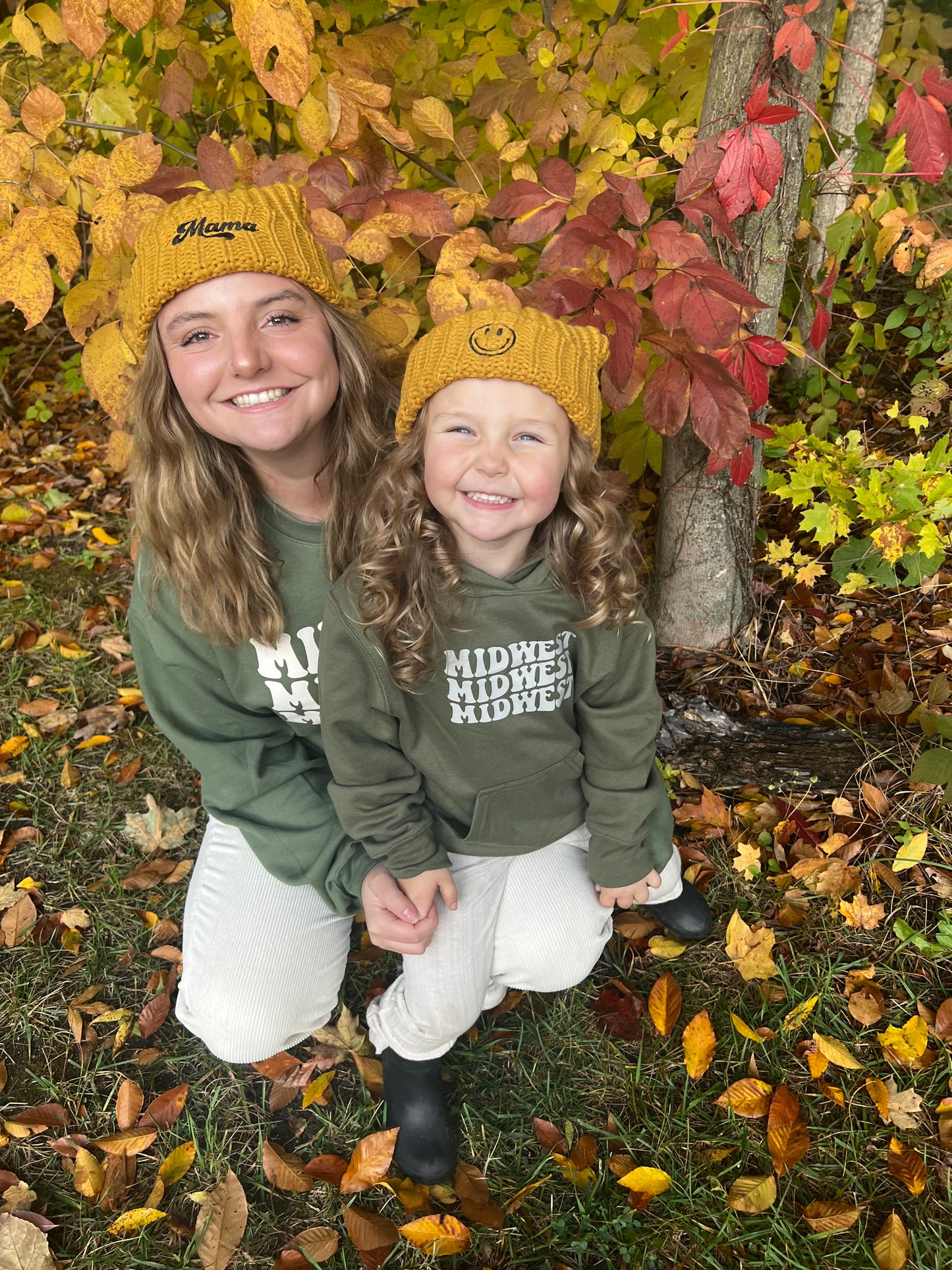 SMILEY FACE EMBROIDERED CAMEL BEANIE